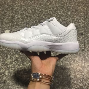 Air Jordan 11 low all white women shoes