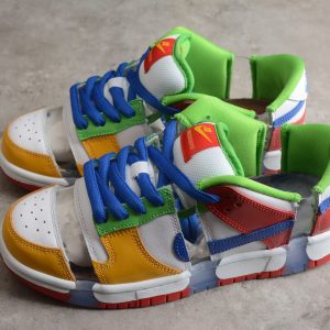 Nike SB Dunk Low 'Sandy Bodecker' FD8777-100