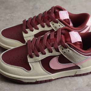Nike Dunk Low Premium 'Valentine's Day 2023' DR9705-100