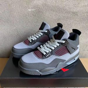 Air Jordan 4 Retro