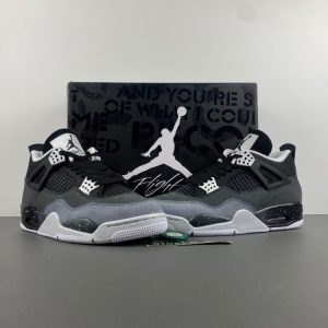 Air Jordan 4 Retro 'Fear' FQ8213-002