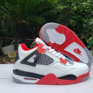 SEPATU RUNNING NIKE AIR RETRO