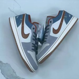 (WMNS) Air Jordan 1 Low 'Denim Phantom' FZ5045-091Model FZ5045-091 Release Date 2024-02-01 Series Air Jordan 1
