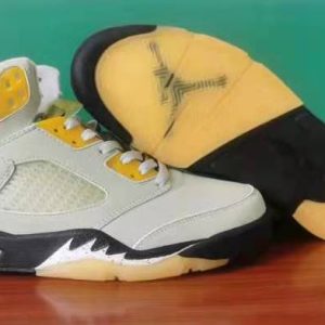 Men Size 10 Nike Air Jordan 5 Retro Jade Horizon DC7501-300