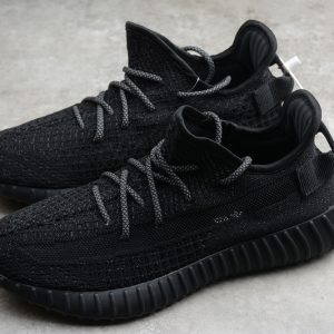 YEEZY BOOST 350 V2 STATIC REFECTIVE BLACK/BLACK EF2368