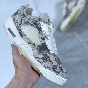 Air Jordan IV FLIGHT'S FINEST