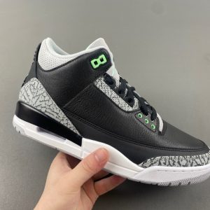 Air Jordan 3 Retro 'Green Glow' CT8532-031